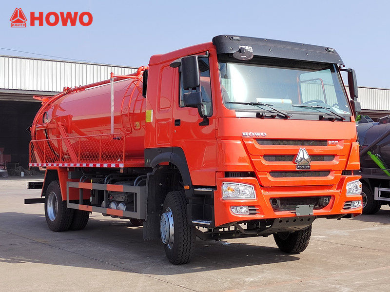 کامیون مکنده فاضلاب HOWO 4x2 300hp