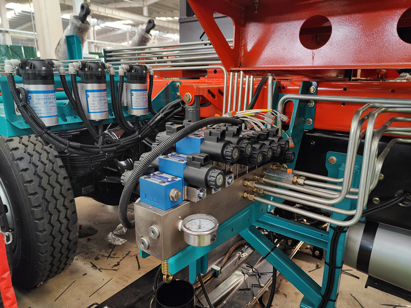 HOWO NX  road sweeper truck