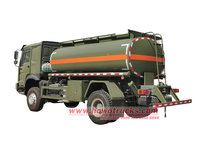 HOWO 4×4 fuel bowser truck