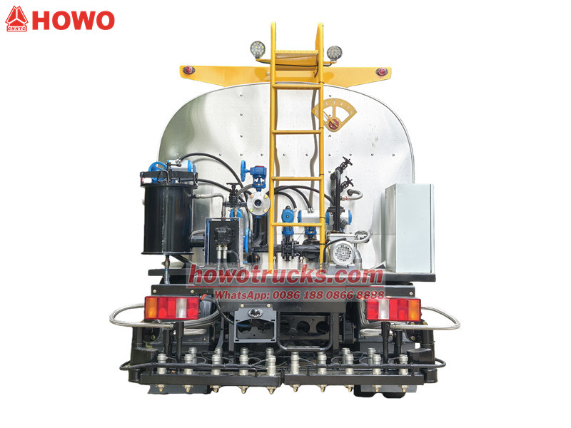  Howo Asphalt Spreader Truck 
