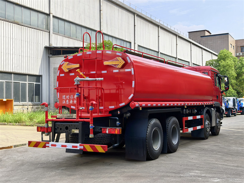 HOWO 20000L water tank truck