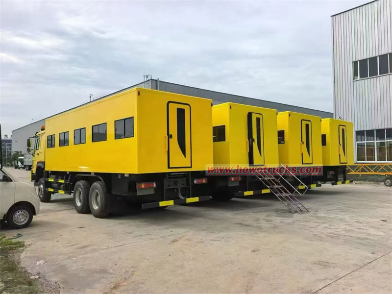 howo 6x6 drive troops carrier truck