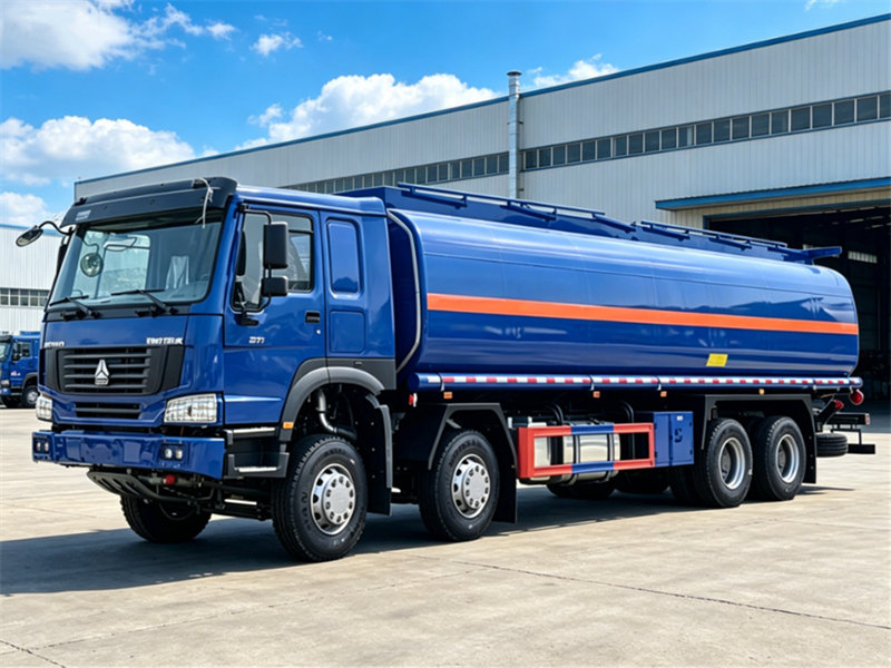 HOWO heavy 30000L fuel tank truck