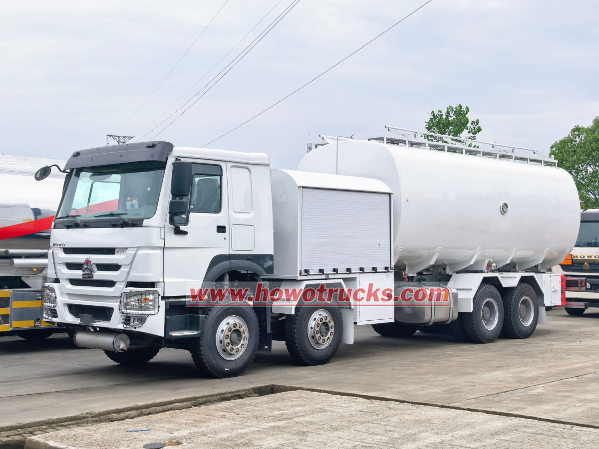 Custom HOWO airport refueling truck for Cambodia Custom HOWO airport refueling truck for Cambodia
