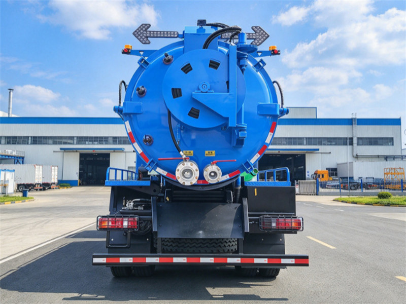 HOWO NX sewage vacuum tank truck